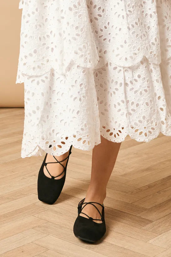 Val Faux Leather Pointed Block Heel Court Shoes